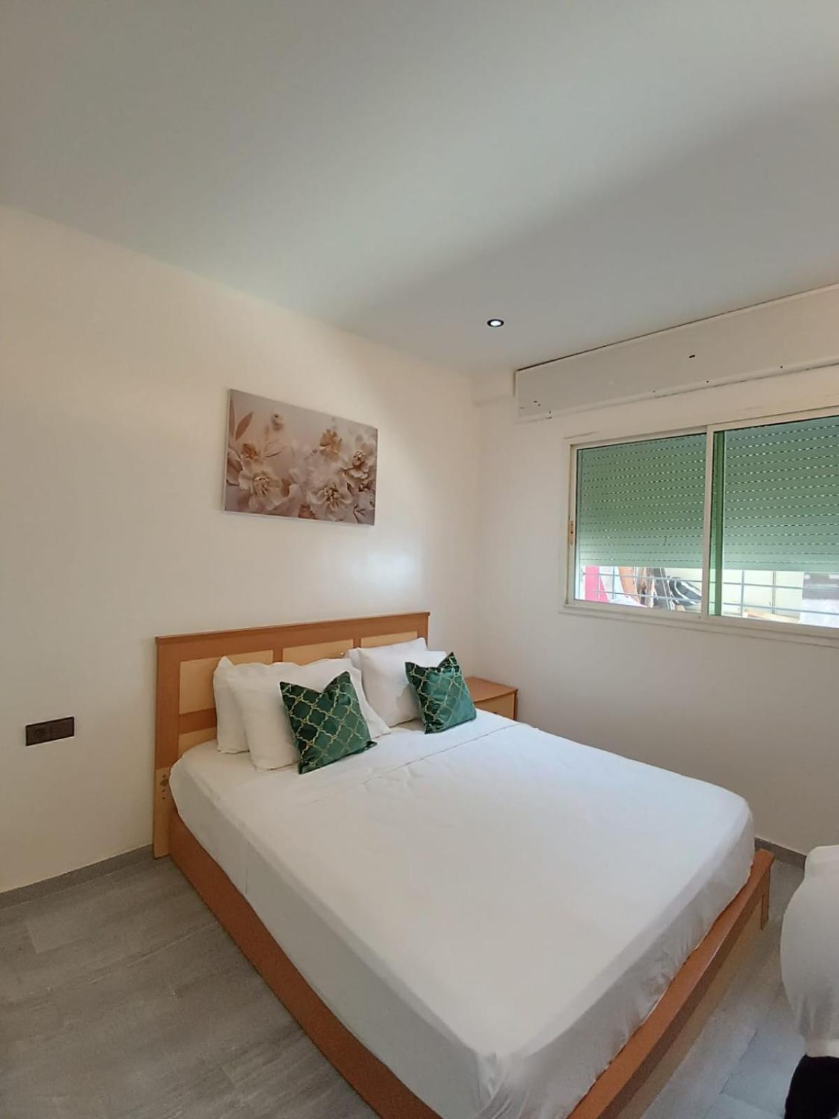 Happiness Family Only Apartment