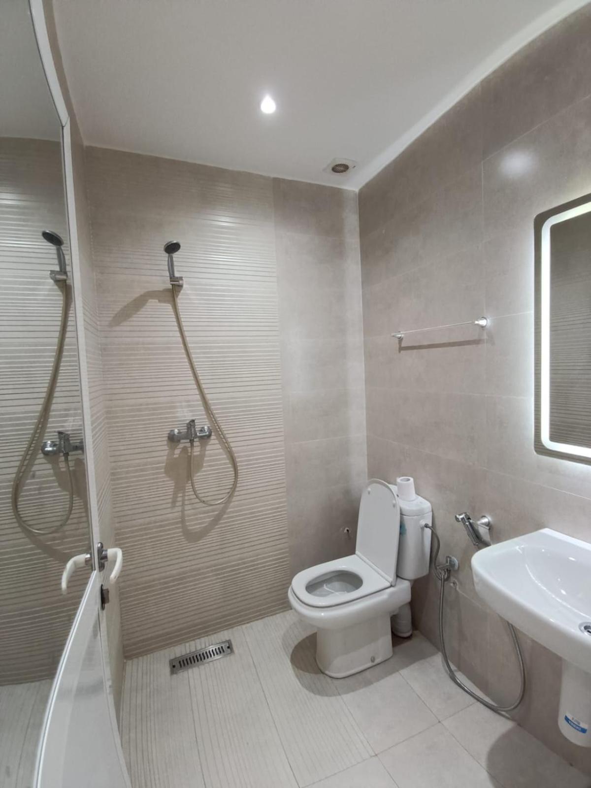 Happiness Family Only Apartment